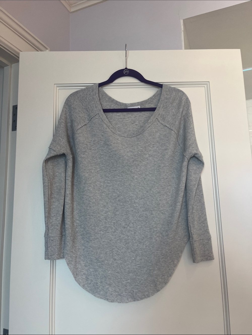 TNA Heather Gray Scoop Neck Thermal Top